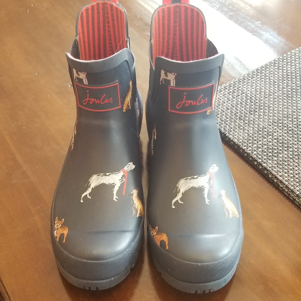 Joules Black Rain Booties in Like New Condition